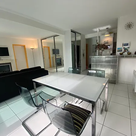 Appartement T3 Front De Avec Terrasse, Parking Et Acces Direct Au Moulleau - Fr-1-374-212