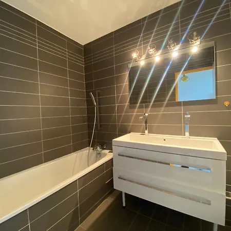 Appartement T3 Front De Avec Terrasse, Parking Et Acces Direct Au Moulleau - Fr-1-374-212